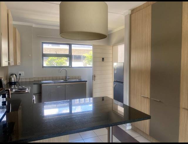 2 BEDROOM APARTMENT FOR SALE IN THE PADDOCKS